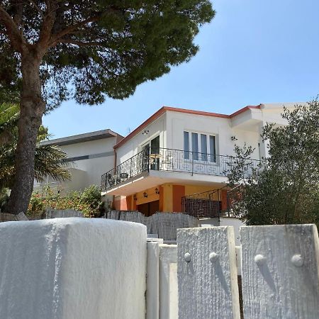 Sabrina Apartments Porto Pino Eksteriør bilde