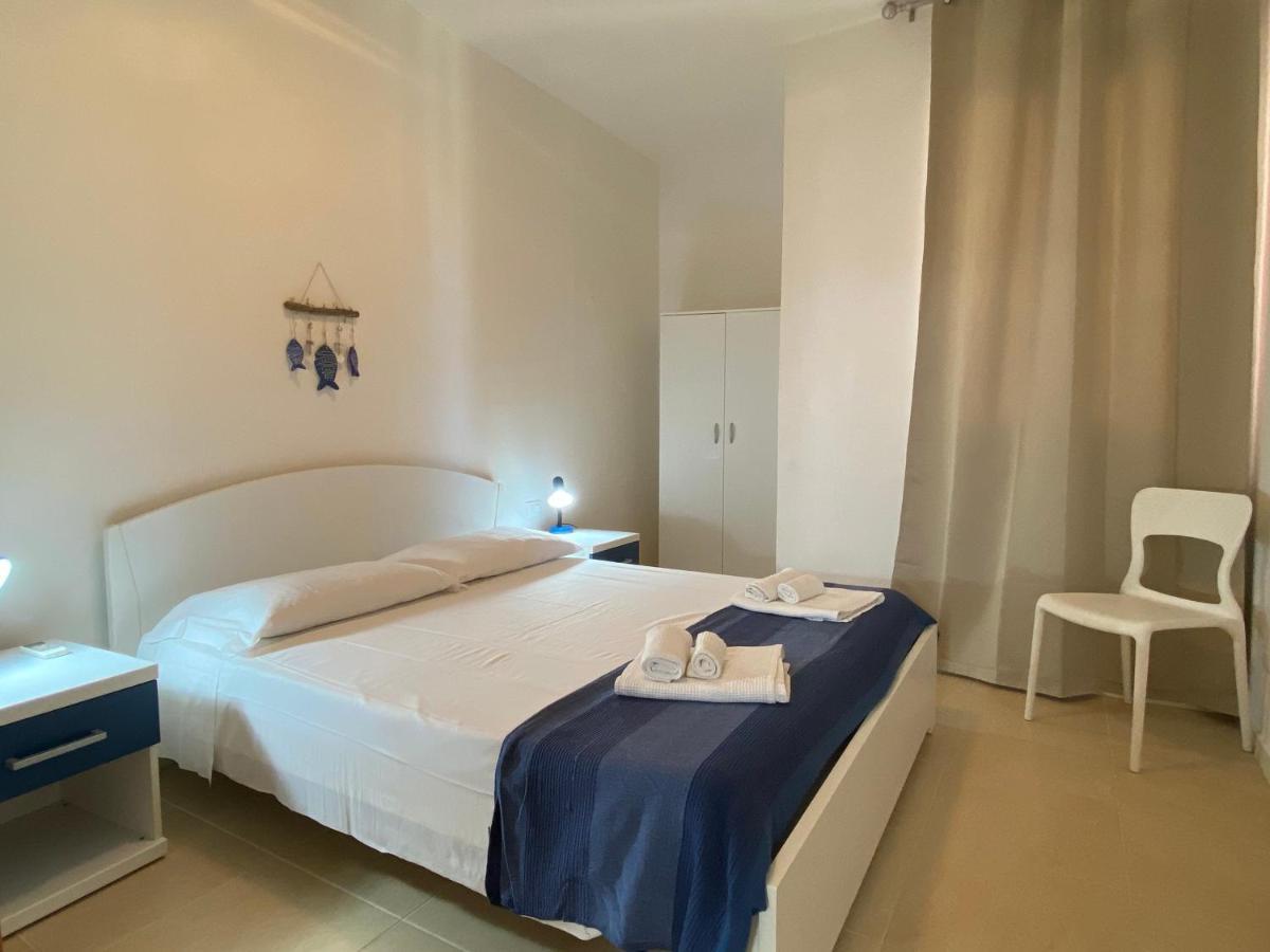 Sabrina Apartments Porto Pino Eksteriør bilde