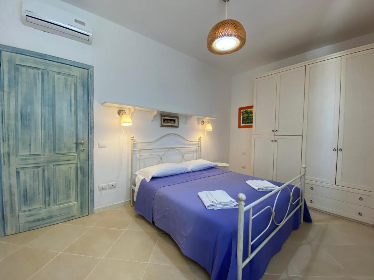 Sabrina Apartments Porto Pino Eksteriør bilde
