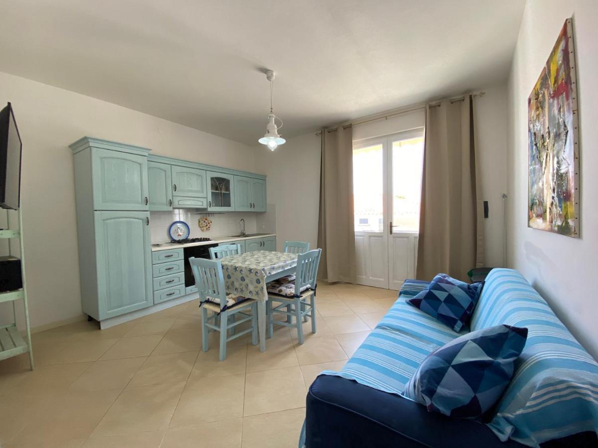 Sabrina Apartments Porto Pino Eksteriør bilde