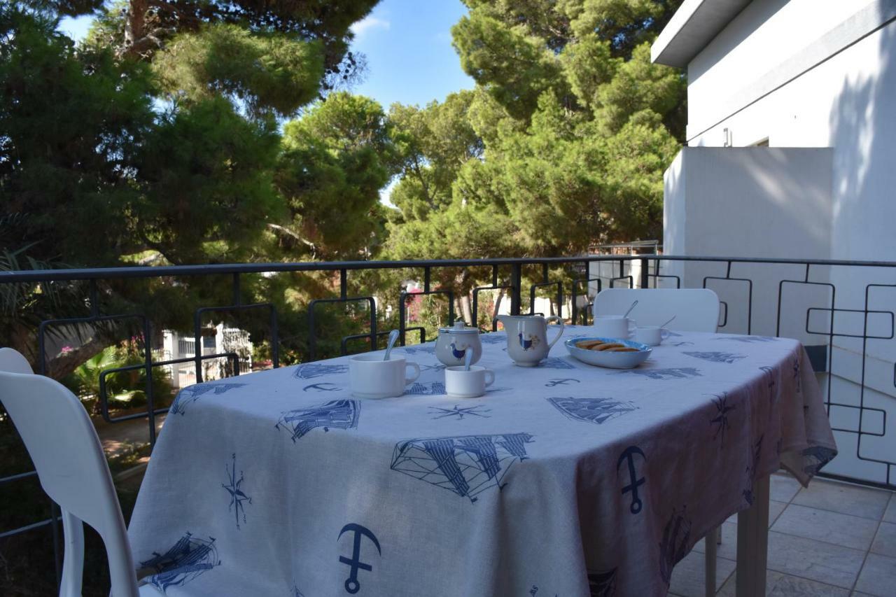 Sabrina Apartments Porto Pino Eksteriør bilde